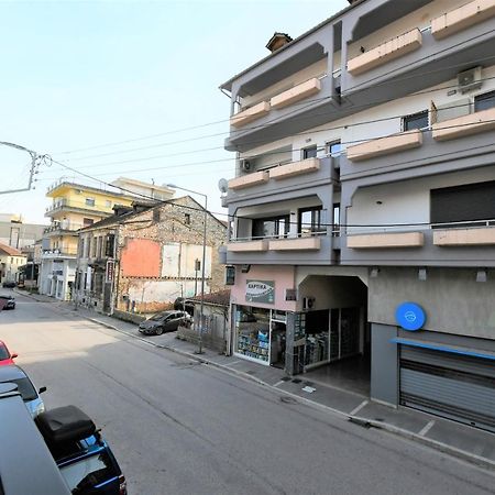 Comfy And Stylish Apt2 Ioannina Exterior foto