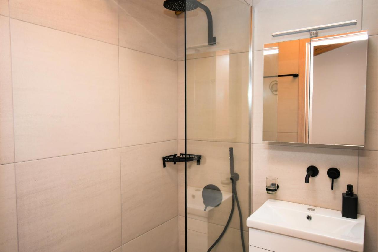 Comfy And Stylish Apt2 Ioannina Exterior foto